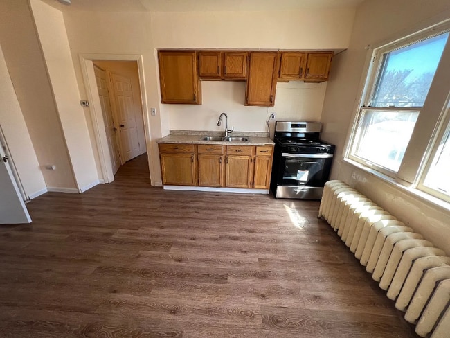 Building Photo - 2690 S 10th St Rental