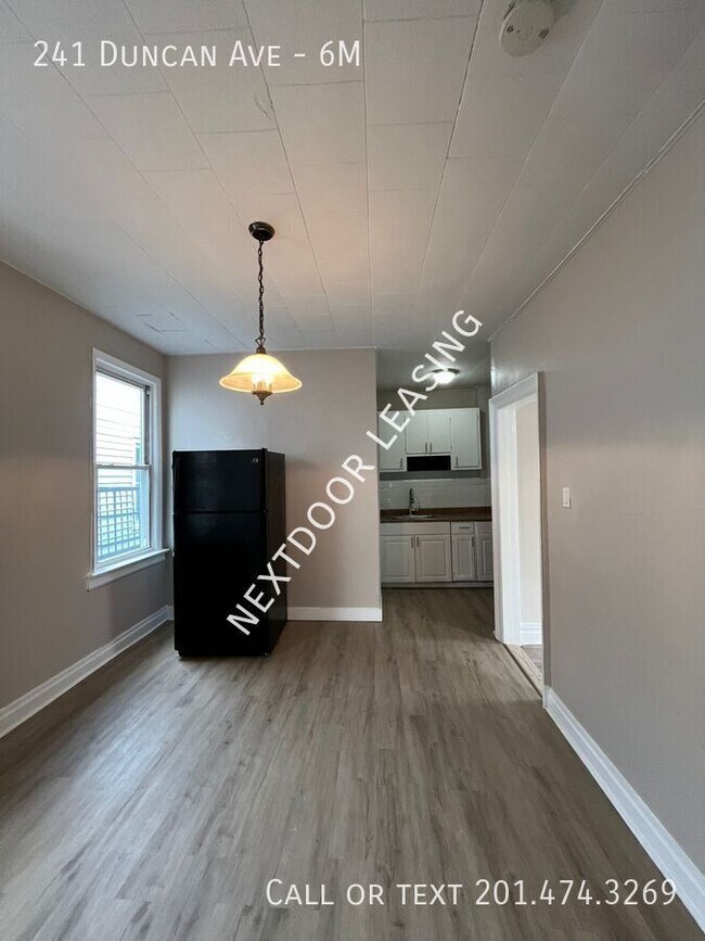 Photo - 241 Duncan Ave Unidad 6M