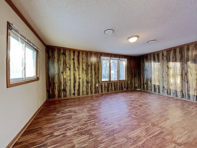 Photo - 10631 Dogwood St NW