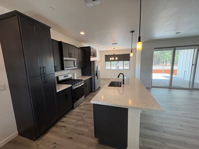Photo - Spacious Williams Rental