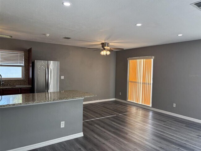 Photo - 4940 Shell Stream Blvd