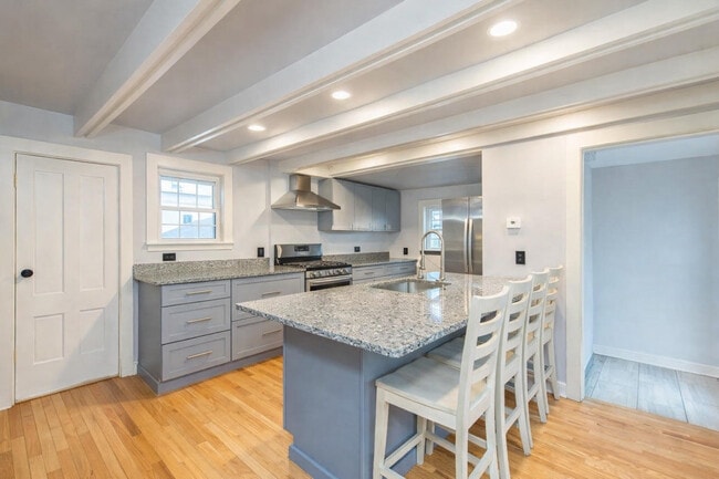 Photo - 21 Union St Unidad B