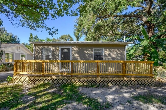 Building Photo - 413 W Hanna Ave Rental