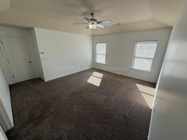 Photo - 5059 Saphire Ct