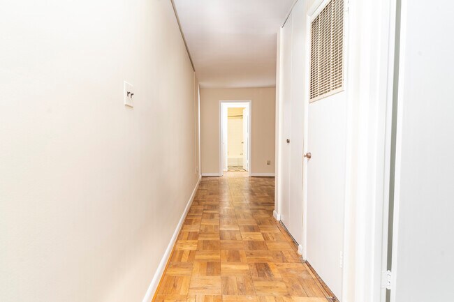 Photo - 10500 Montrose Ave Unit M4