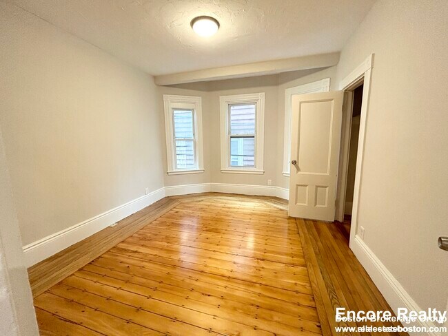 Photo - 12 Buttonwood St Unit 1