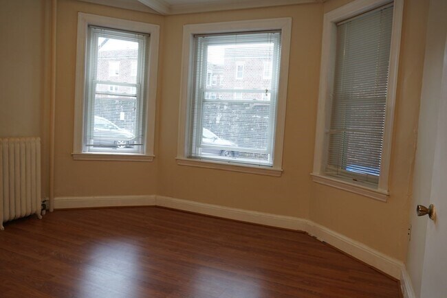 Photo - 55 Thatcher St Unit 1A