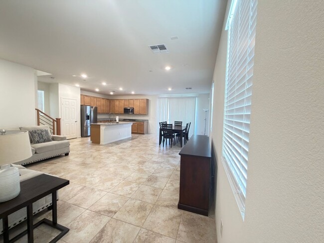 Building Photo - Fully Furnished Home in Inspirada