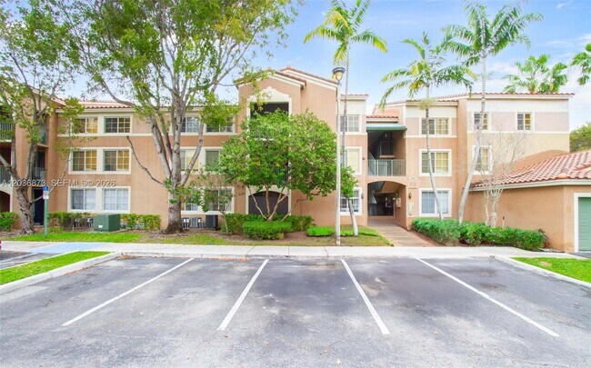 Photo - 4824 N State Rd 7 Unit 9105