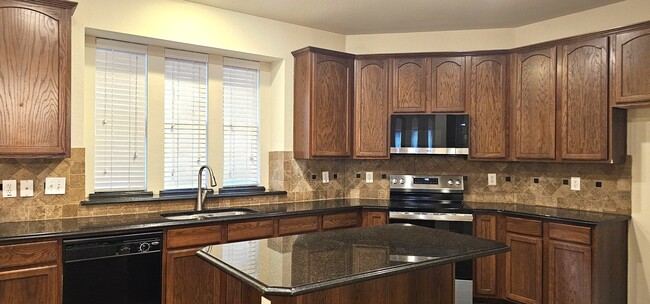 Photo - 1117 Caudle Ln