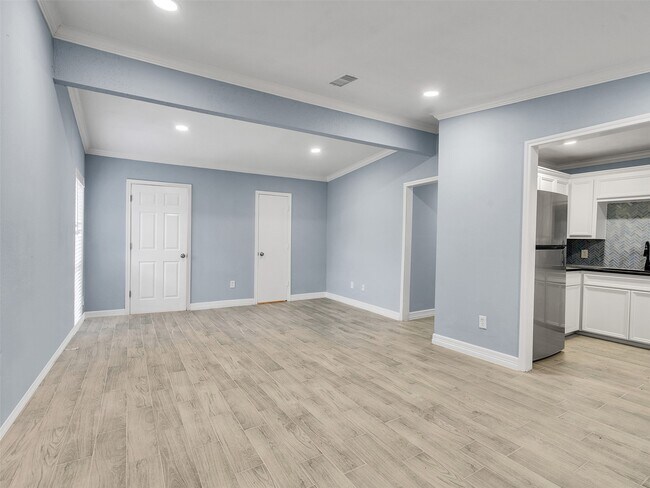 Photo - 4418 Dacca Dr