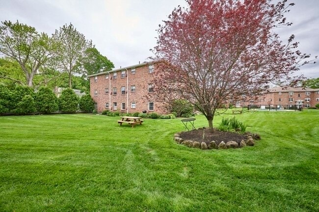 Photo - 3 Colonial Village Dr Unit 10