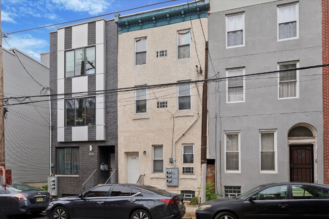 Photo - 2120 N 8th St Apartment