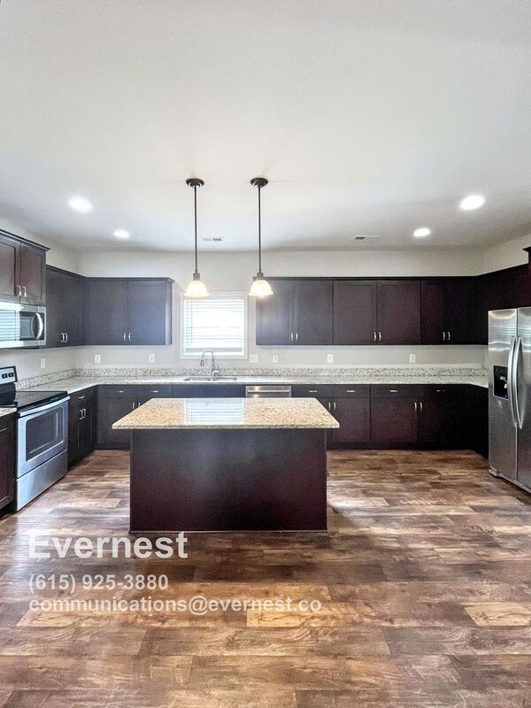 Photo - 1204 Henry Pl Blvd