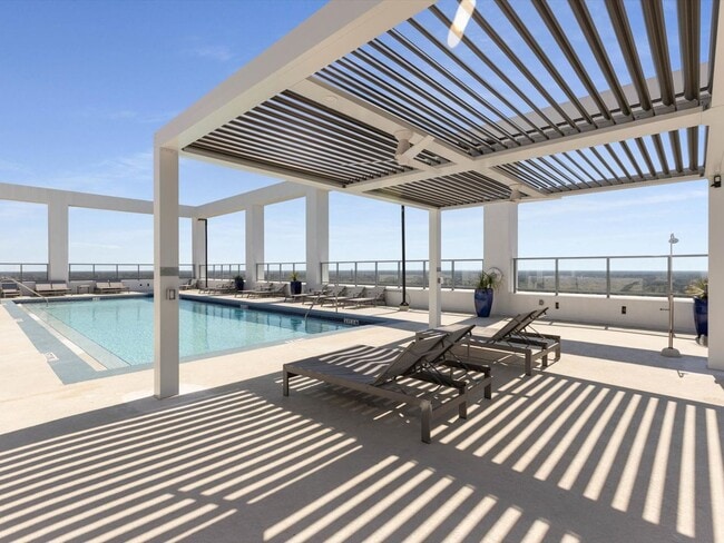 Photo - Large Corner Unit at STAR TOWER! Unit #801