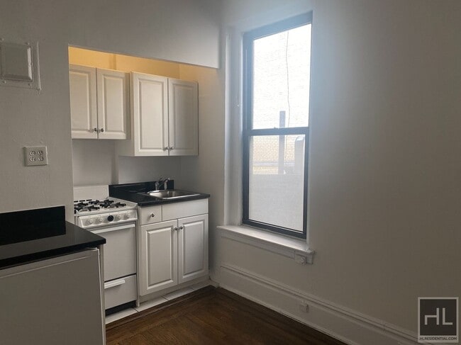 Photo - EAST 87 STREET Unit 3B