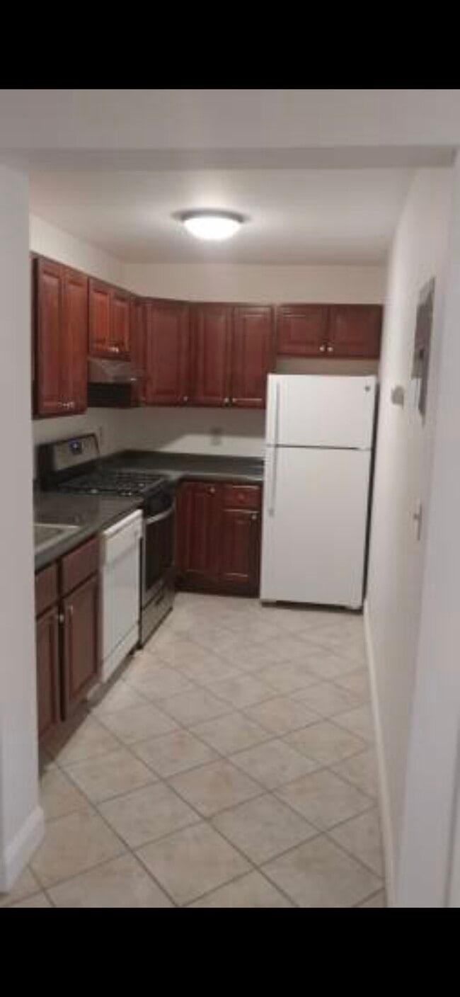 Photo - 100 Kenrick St Condo