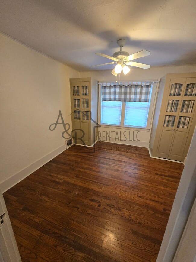 Photo - 1801 S Olive St