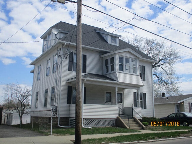 Building Photo - 279 Nottingham St Unit 279 Nottingham St.