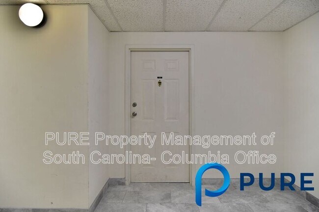Photo - 1600 Park Cir