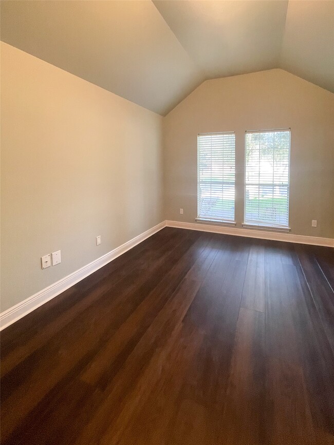 Photo - 854 Skyspring Ln