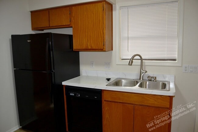 Photo - Carmona Area | Home | 71ColLWy