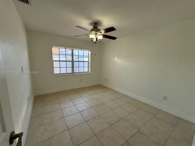 Photo - 842 SW 89th Ave