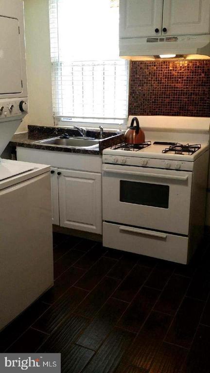 Photo - 237 Elm St NW