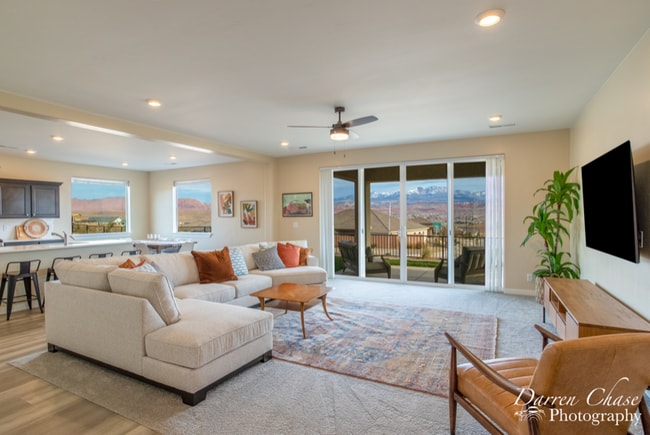 Photo - 589 Alserio Ln