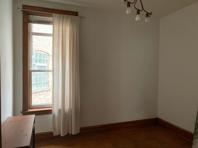 Photo - 3513 W Palmer St Unit 3BR1BA Palmer str Apartme