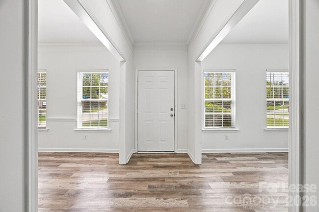 Photo - 1748 Chinchester Ln