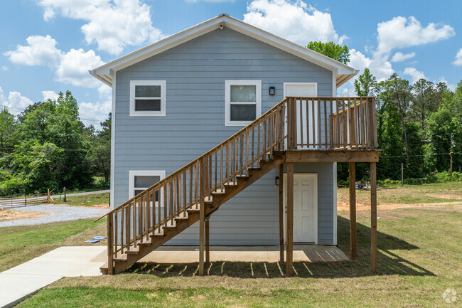 Building Photo - Russell Ridge Estates Rental