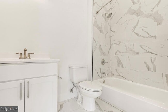 Photo - 3952 Lancaster Ave Unidad 101