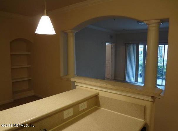 Photo - 8290 Gate Pkwy W Unit 403