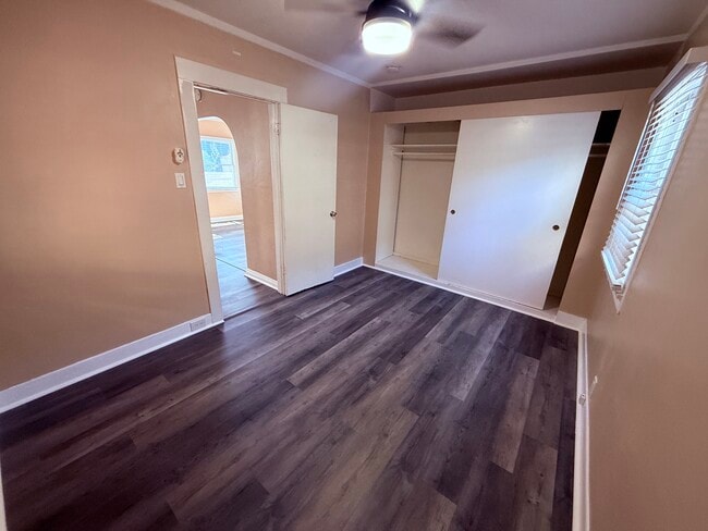 Photo - 1071 Euclid Ave