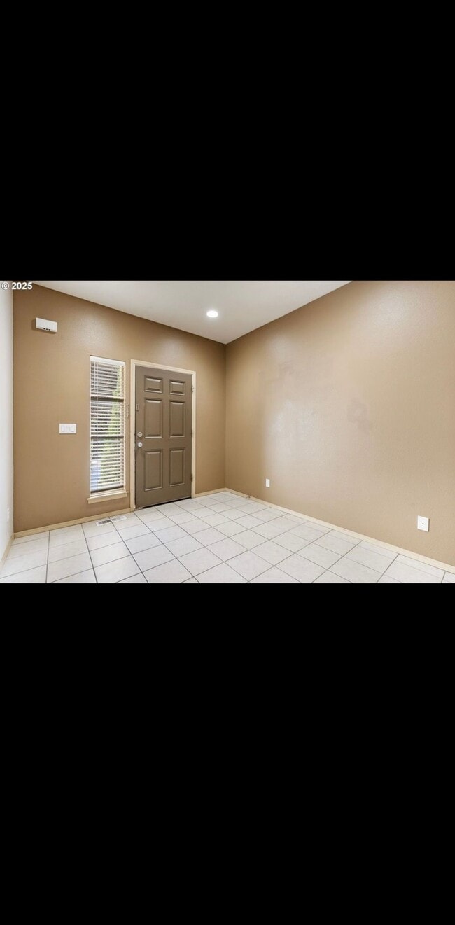 Photo - 2833 NE Stapleton Rd