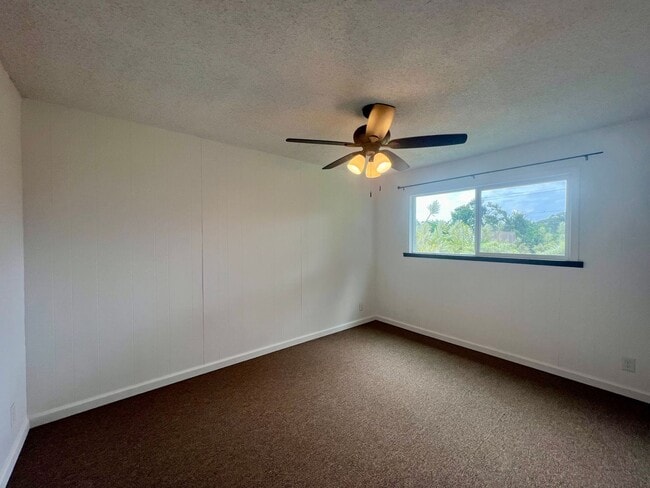 Photo - 2 Bedroom, 1 Bath Condo- Hilo Terrace