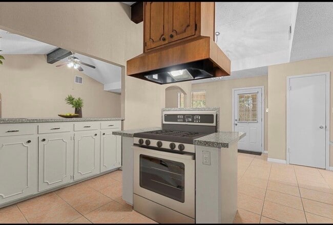 Photo - 4114 Connorvale Rd