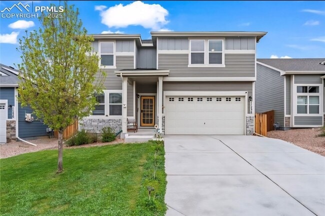 Stunning 4BR House in Colorado Springs - Stunning 4BR House in Colorado Springs