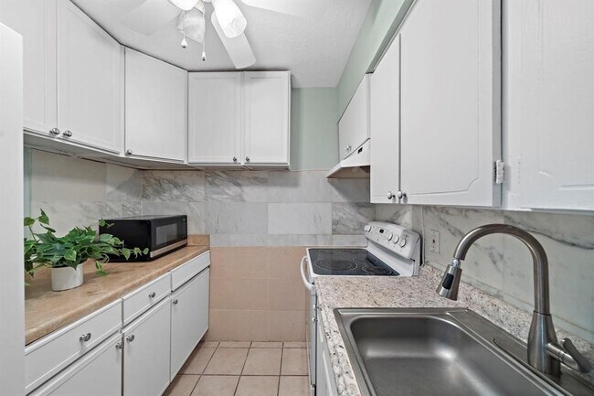 Photo - 3224 Timmons Ln Unit 135
