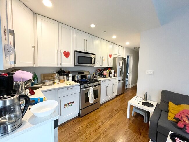 Photo - 800 Parker St Unit 1