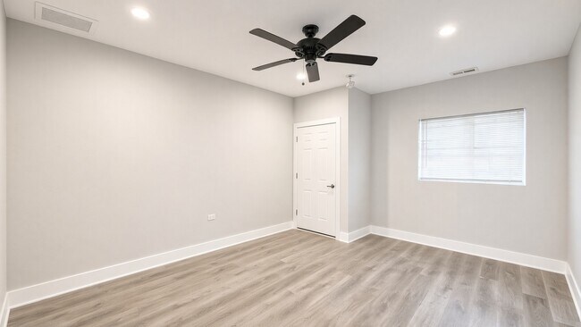 Photo - 4006 N Bell Ave