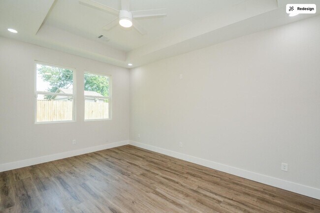 Photo - 5923 Southtown St