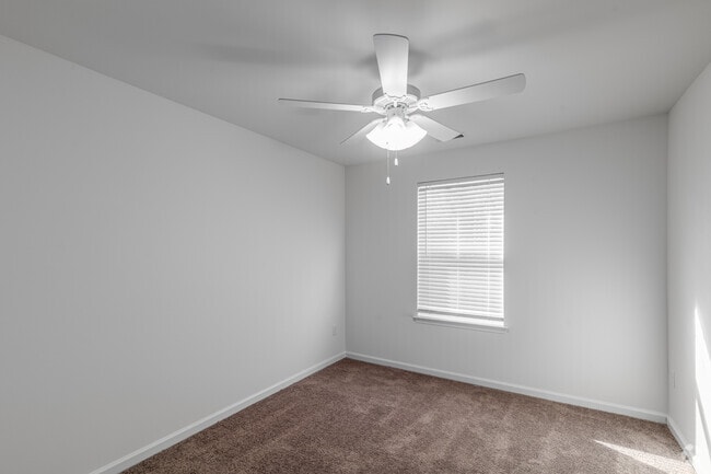 3 HABITACIONES, 2,5 BA - 1600SF2 - Segundo dormitorio