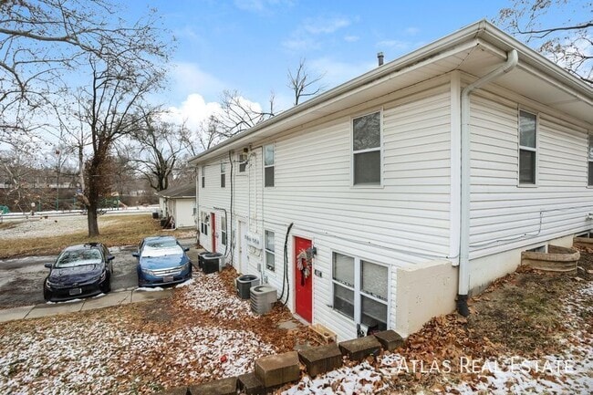 Building Photo - 4807 NW Homestead Rd