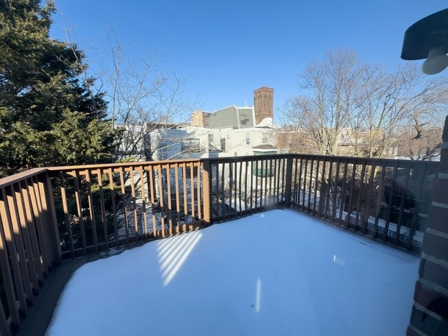 Photo - 1919 Mt Vernon St