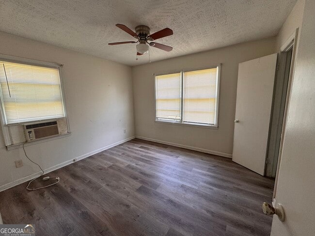 Photo - 5771 Satterfield Dr