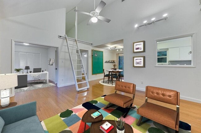 Photo - 1701 Jennie Ave