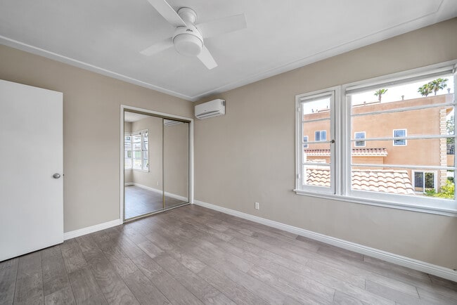 Photo - 1546 S Holt Ave Unit 1546 S. Holt