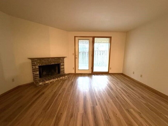 Photo - 762 SW 206th Pl